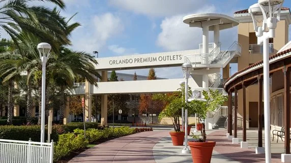 Premium outlet