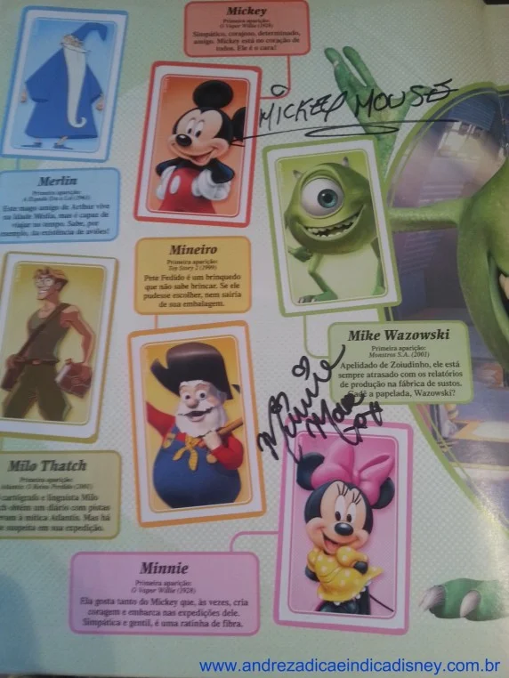 Álbum de figurinha Disney