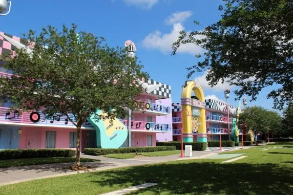 https://andrezadicaeindica.com.br/2015/06/all-star-music-hotel-economico-na-disney.html