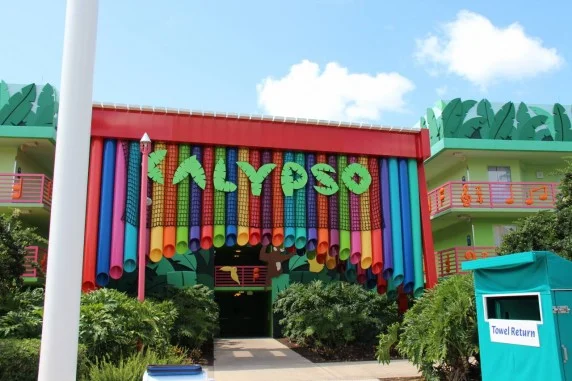 https://andrezadicaeindica.com.br/2015/06/all-star-music-hotel-economico-na-disney.html