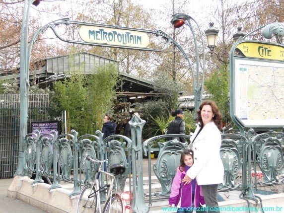 Metrô em Paris