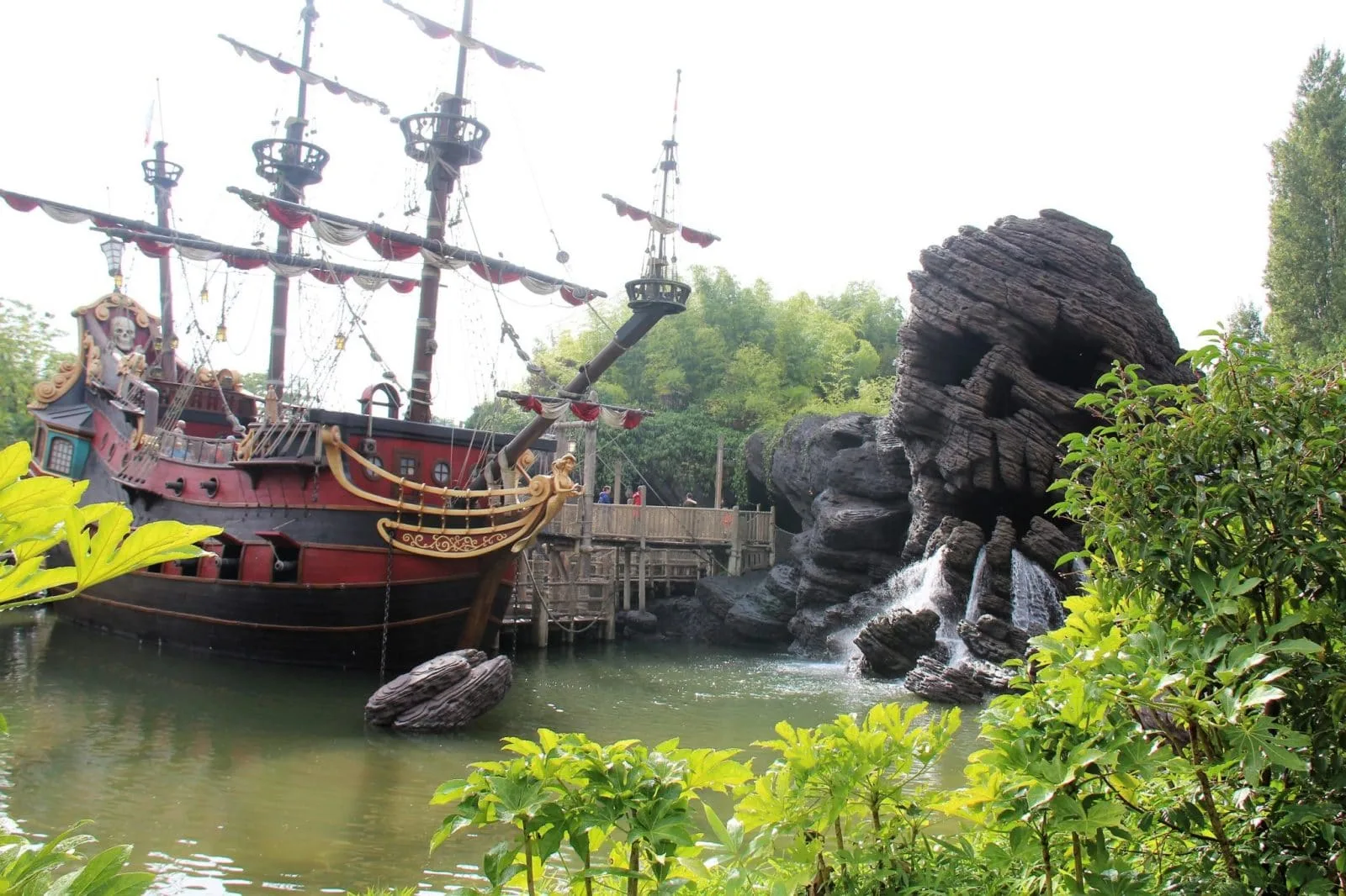 disneyland park (812)