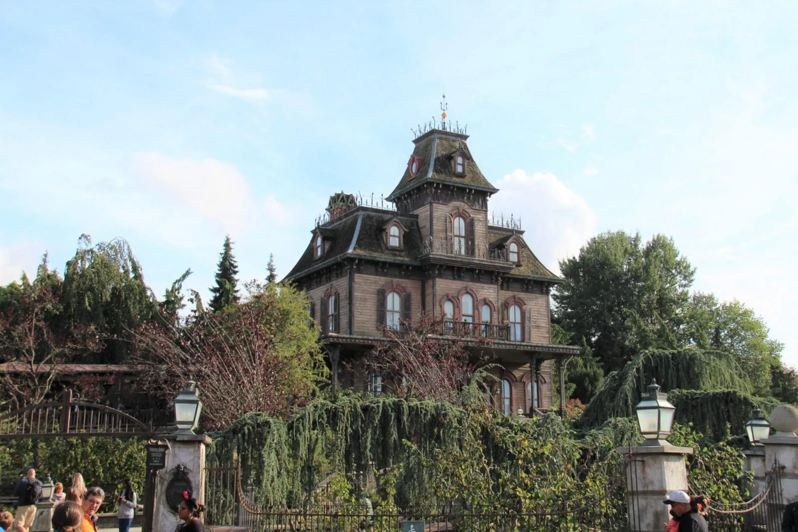 disneyland park (836)