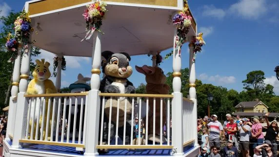 pascoa na disney parada magic kingdom (210)