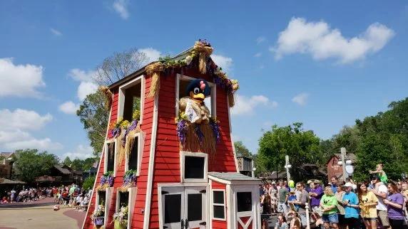 pascoa na disney parada magic kingdom (282)