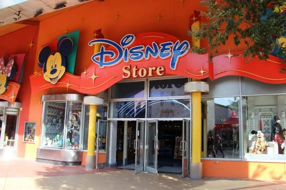 disney village disneyland paris