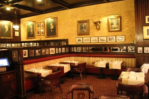 disney village disneyland paris