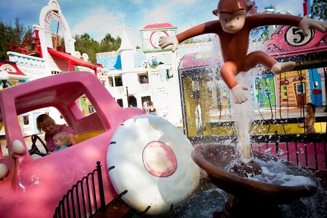 Curious+George+Goes+to+Town+2+-+LR.jpg