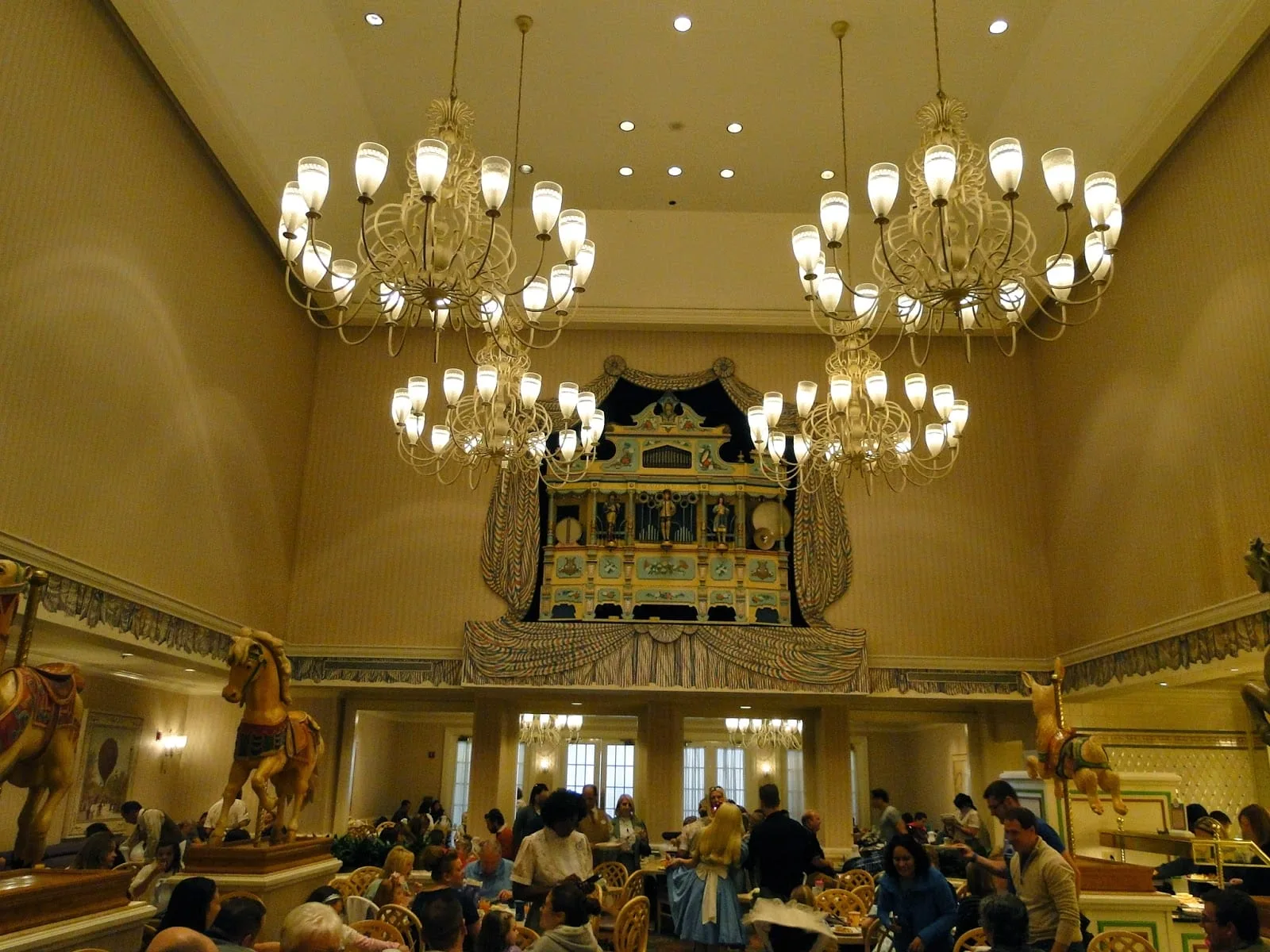 1900 Park Fare