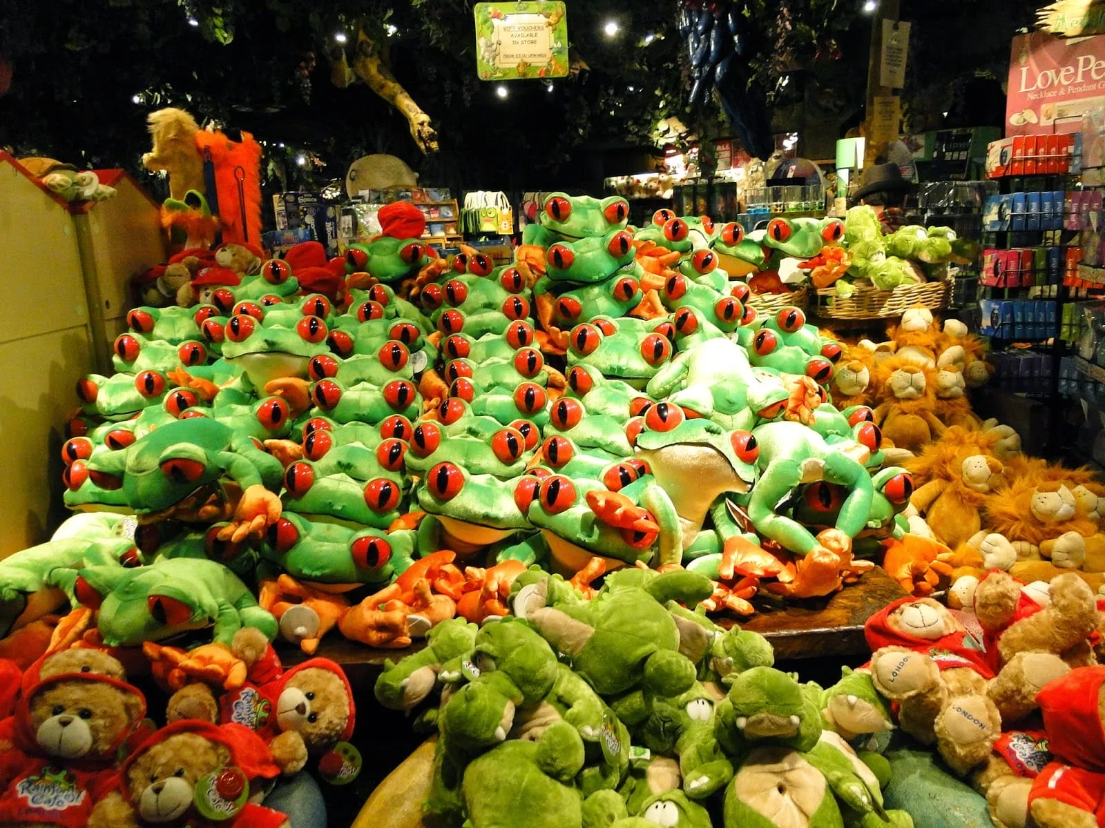 Rainforest cafe