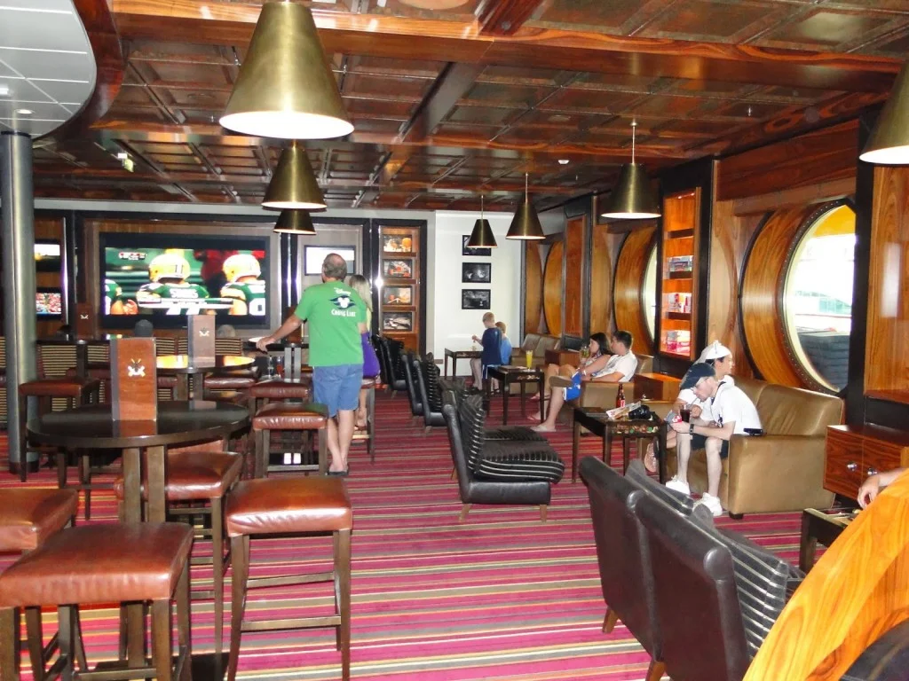 Foto by @ Andreza Trivillin - Disney Dream - Cove Cafe