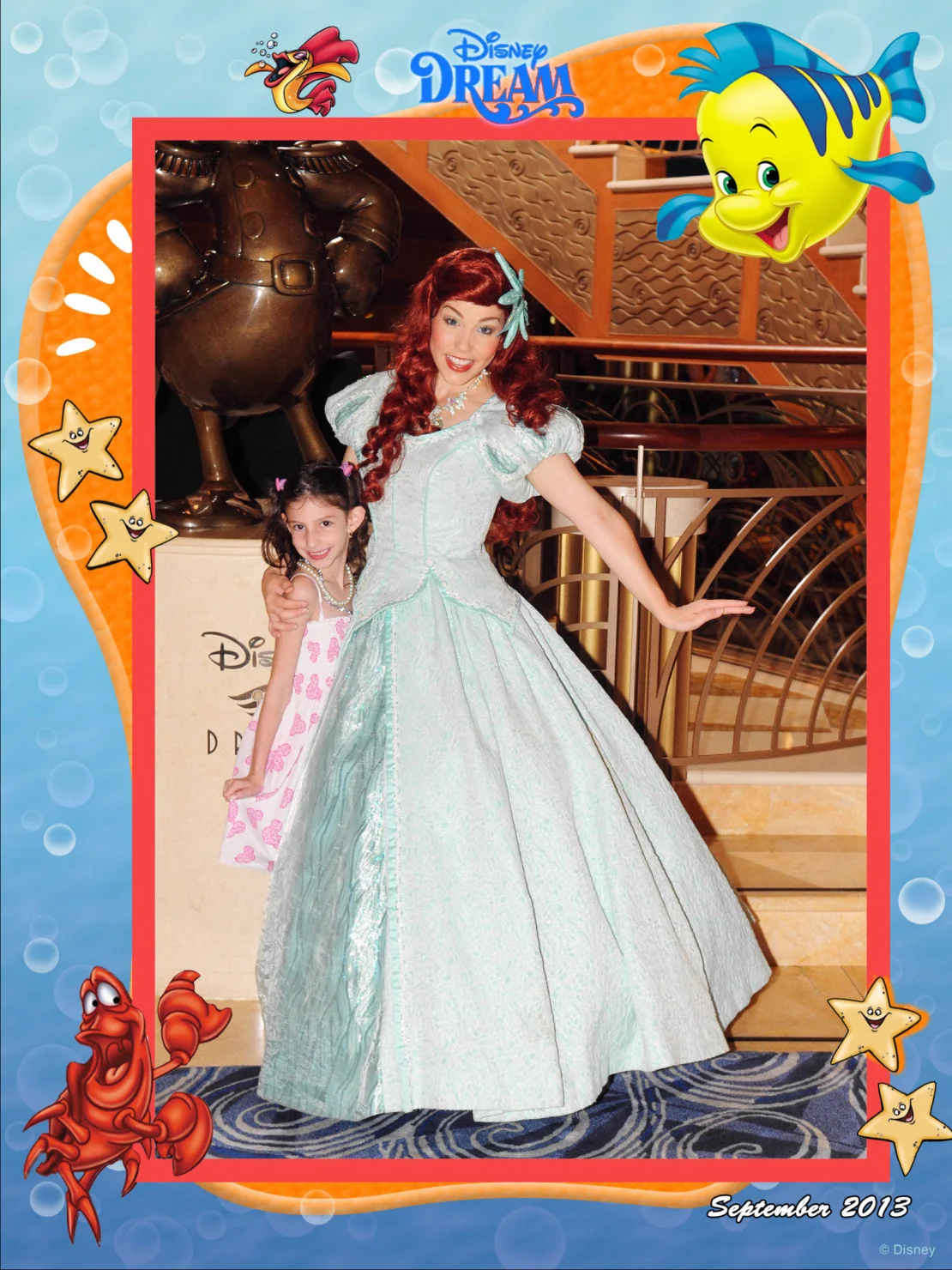 personagens no cruzeiro Disney