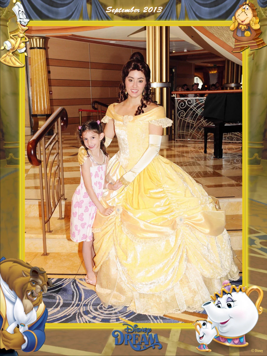 personagens no cruzeiro Disney