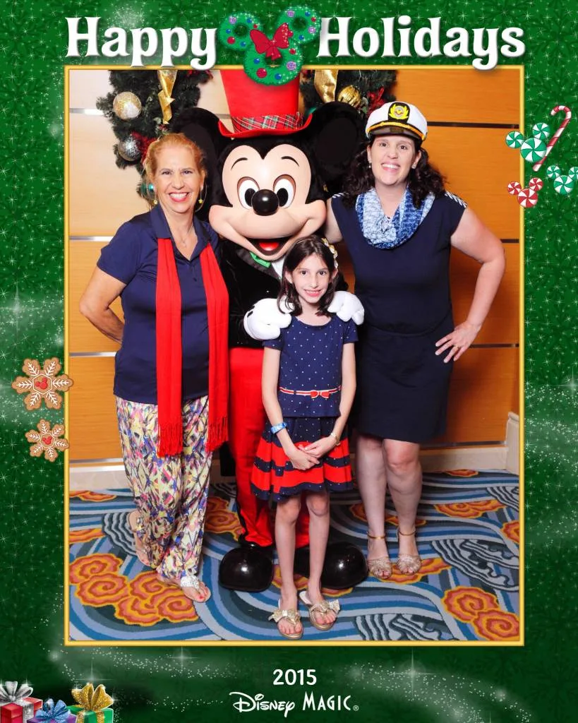 DMG-151225-HolidayChar_8x10-14455021_GPR