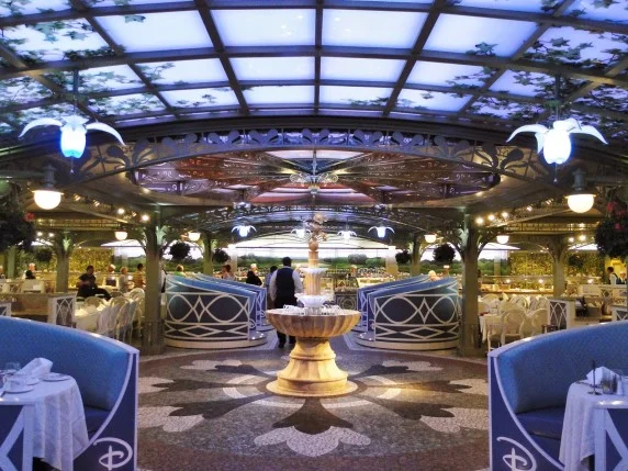 Restaurantes no cruzeiro Disney Dream