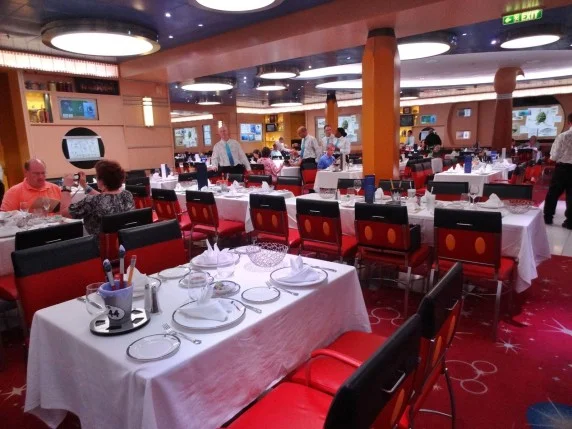 Restaurantes no cruzeiro Disney Dream