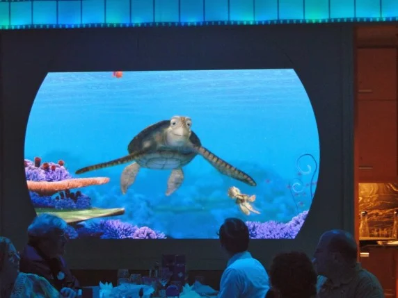 Restaurantes no cruzeiro Disney Dream