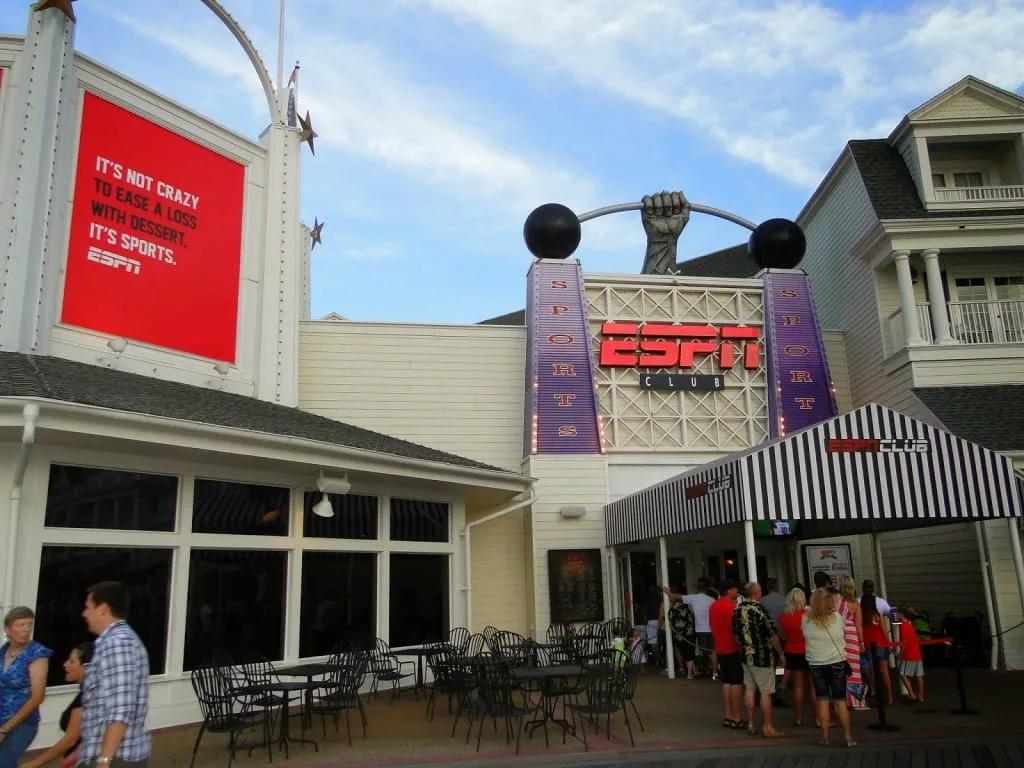 Foto by Andreza Trivillin - Disney's BoardWalk - ESPN Club