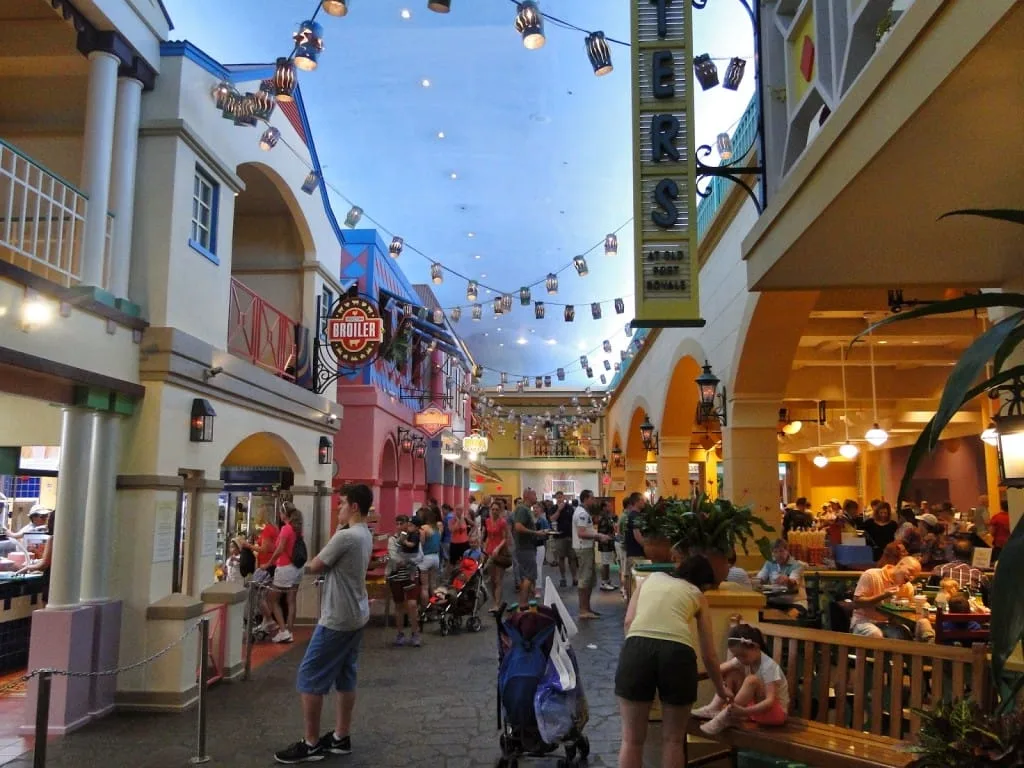 Caribbean Beach praça de alimentação