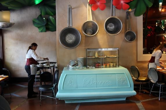 Bistrot Chez Remy restaurante Ratatouille Disneyland Paris