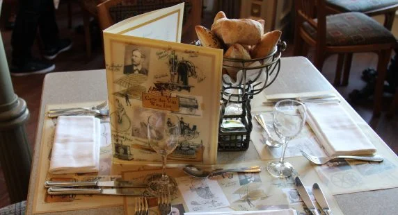 Inventions restaurante Disneyland Paris