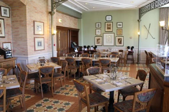 Inventions restaurante Disneyland Paris