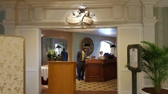 Inventions restaurante Disneyland Paris