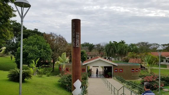 2017-05-13 13.31.48-2