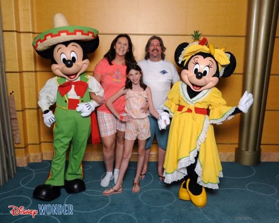 cruzeiro disney wonder canal panamá