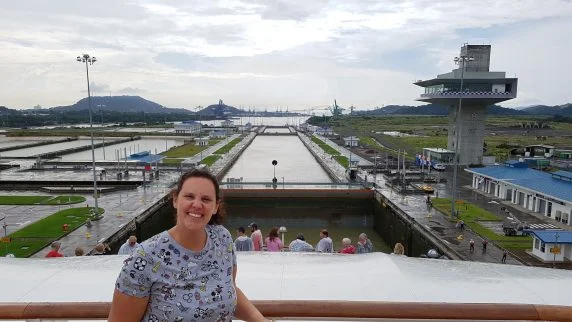 cruzeiro disney wonder canal panamá