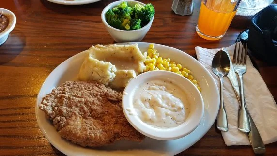 restaurantes bons e baratos em Orlando